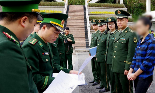 Bộ đội Biên phòng Việt Nam - TQ bàn giao đối tượng vượt biên