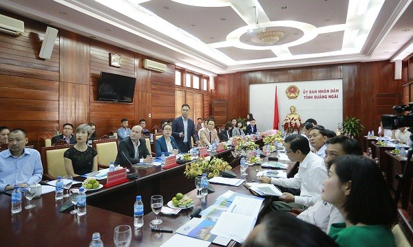 Toàn cảnh buổi làm việc giữa lãnh đạo Tập đoàn FLC và tỉnh Quảng Ngãi trong ngày 8/3