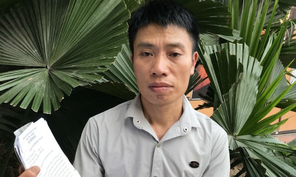 Ông Nguyễn Văn Thạnh trình bày sự việc với phóng viên