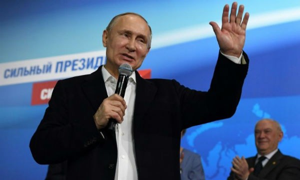 Vladimir Putin có tại nhiệm suốt đời?