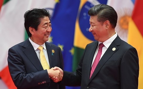 Thủ tướng Nhật Bản Shinzo Abe (trái) và Chủ tịch Trung Quốc Tập Cận Bình (phải). Ảnh: Pinterest/VOV