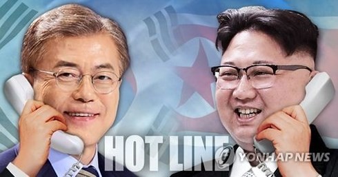 Thông đường dây liên lạc nóng đầu tiên giữa nhà lãnh đạo hàng đâu của Hàn Quốc và Triều Tiên. Ảnh: Yonhap/VOV