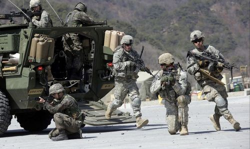 Lính Mỹ và Hàn Quốc trong một cuộc diễn tập chung. Ảnh: Yonhap/VnE