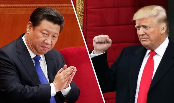 Chủ tịch Trung Quốc Tập Cận Bình (trái) và Tổng thống Mỹ Donald Trump