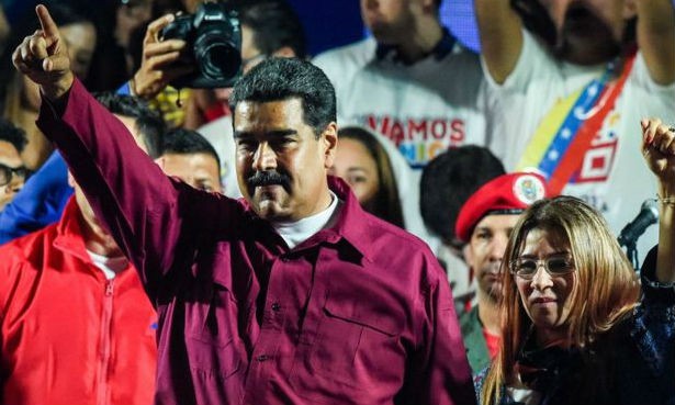 Ông Maduro phát biểu trước những người ủng hộ