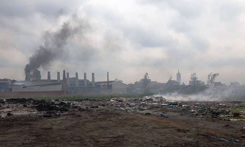 Gánh ô nhiễm vì... “hàng xóm” đốt phế liệu ở Đông Anh: Cần sớm xử lý dứt điểm!