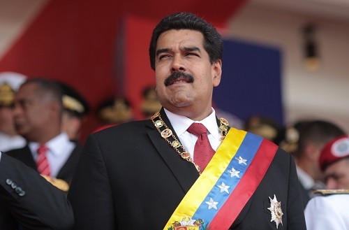 Tổng thống Venezuela trong buổi diễu binh ở thủ đô Caracas. Ảnh: AFP/VnE
