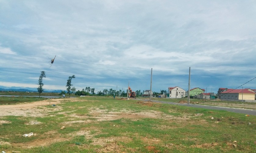 Dự án khu nông thôn mới xã Hội Thủy chưa hoàn thiện hạ tầng đã phân lô, nền cấp bìa đỏ cho người dân từ tháng 2/2018