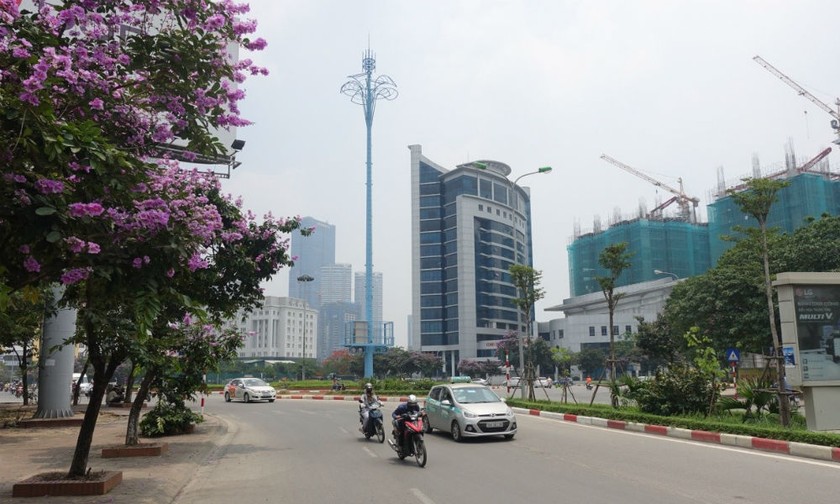Ý nghĩa đặc biệt của “những cây cột màu xanh” giữa thủ đô
