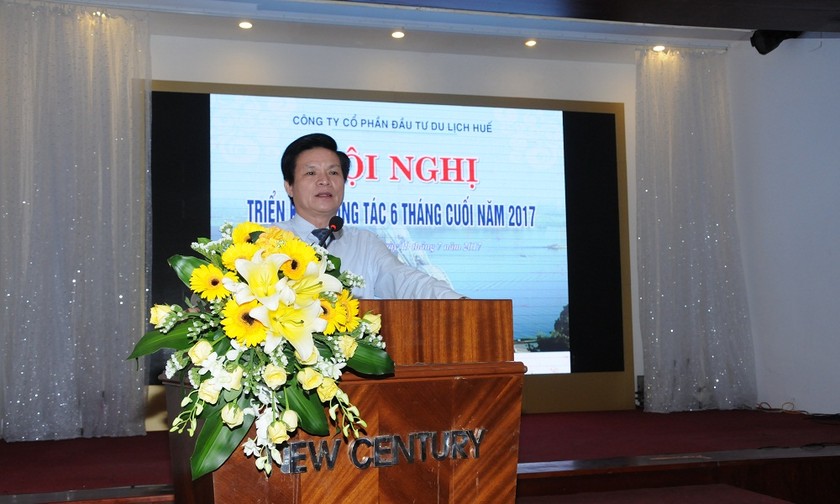 Ông Đinh Mạnh Thắng tại một hội thảo về du lịch