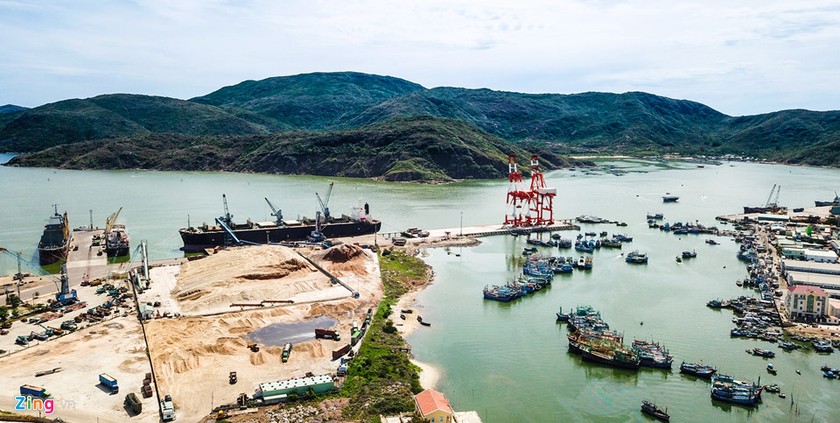 Cảng Quy Nhơn có vị trí cửa ngõ giao thương quan trọng của khu vực miền Trung và Tây Nguyên, Việt Nam