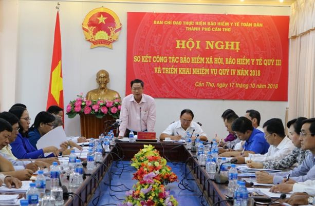 Ông Lê Văn Tâm - Phó Chủ tịch UBND TP Cần Thơ - phát biểu tại Hội nghị