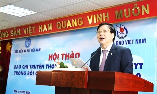 Ông Hồ Quang Lợi (Phó Chủ tịch Thường trực Hội Nhà báo Việt Nam) phát biểu tại Hội thảo
