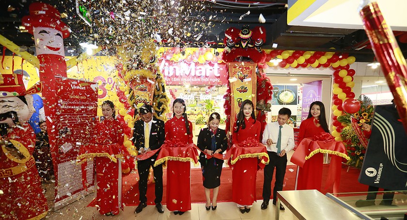 VinMart đồng loạt khai trưởng 23 siêu thị mới trên địa bàn Hà Nội trong sáng 10/11