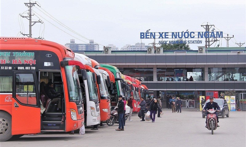 Để di dời các bến xe ra ngoại thành, Hà Nội đã quy hoạch 7 bến xe liên tỉnh mới ở Nội Bài, Đông Anh, Thường Tín, Phùng…