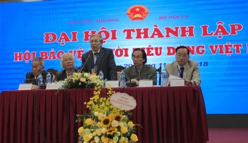 Ông Nguyễn Mạnh Hùng phát biểu tại đại hội. (Ảnh: Bộ Công Thương)