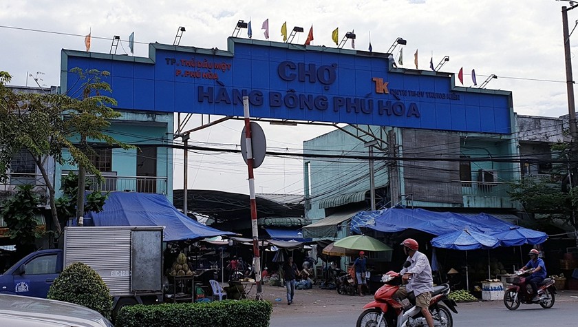 Chợ Hàng Bông Phú Hòa