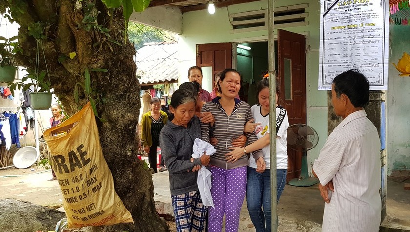 Quảng Nam: Tang thương xóm nghèo ngày đầu năm