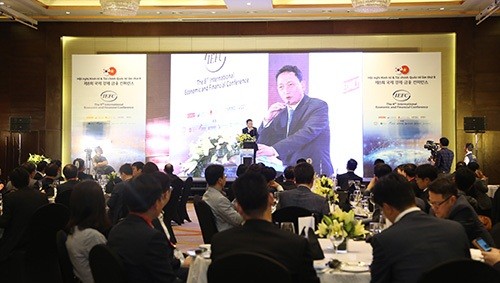 Khoảng 100 công ty tài chính, các cơ quan chính phủ hai nước và đại diện các công ty Hàn Quốc đã tham dự hội nghị này