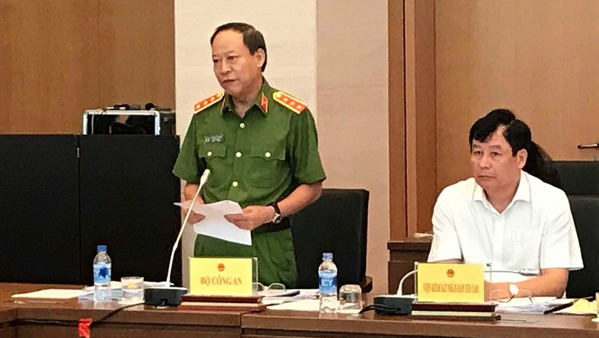 Thứ trưởng Bộ Công an Lê Quý Vương giải trình vấn đề trước Ủy ban Tư pháp của Quốc hội