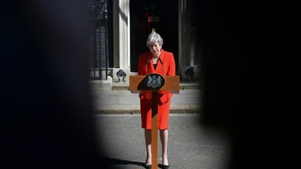 Thủ tướng Anh Theresa May thông báo từ chức