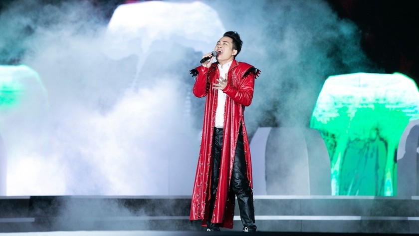 Ca sỹ Tùng Dương sẽ hát gì trong đêm pháo hoa Sắc màu của DIFF 2019?