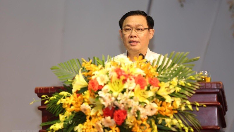 Phó Thủ tướng Vương Đình Huệ phát biểu tại hội nghị. (Ảnh: Bích Huệ/TTXVN)