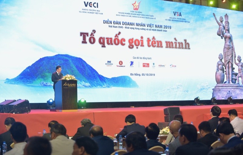 Phó Thủ tướng Trịnh Đình Dũng nhấn mạnh doanh nhân cần tiếp tục nuôi dưỡng khát vọng làm giàu chính đáng cho mình và cho đất nước