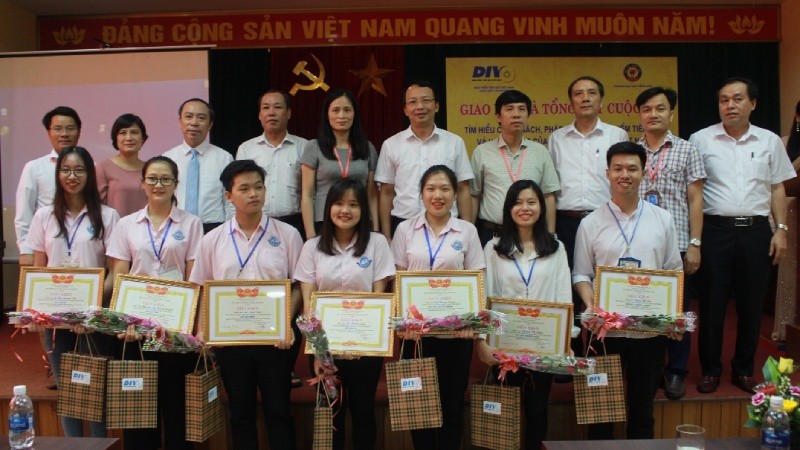 Bảo hiểm tiền gửi Việt Nam tổ chức giao lưu, tìm hiểu về chính sách Bảo hiểm tiền gửi  tại Đại học Hồng Đức (Thanh Hóa)