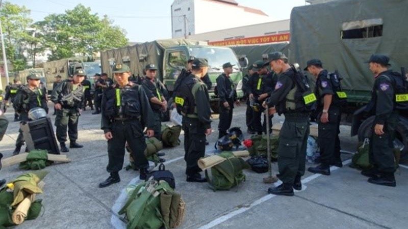 Lực lượng Cảnh sát Đồng Nai trong ngày ra quân truy quét tội phạm