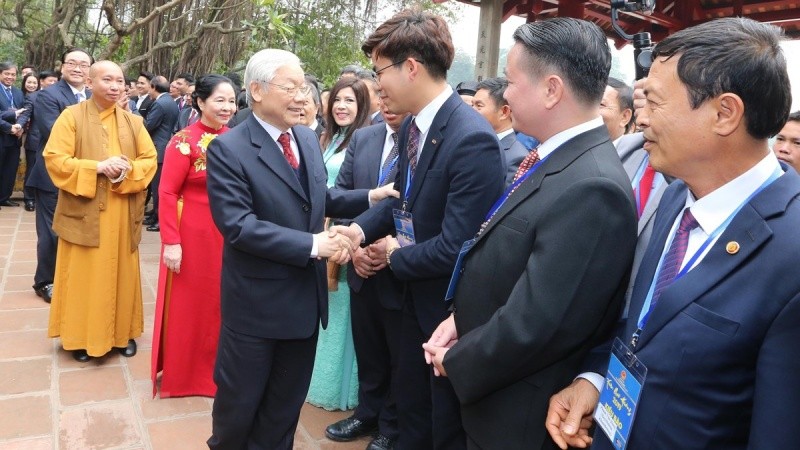 Tổng Bí thư, Chủ tịch nước Nguyễn Phú Trọng và Phu nhân với kiều bào vui xuân đón Tết