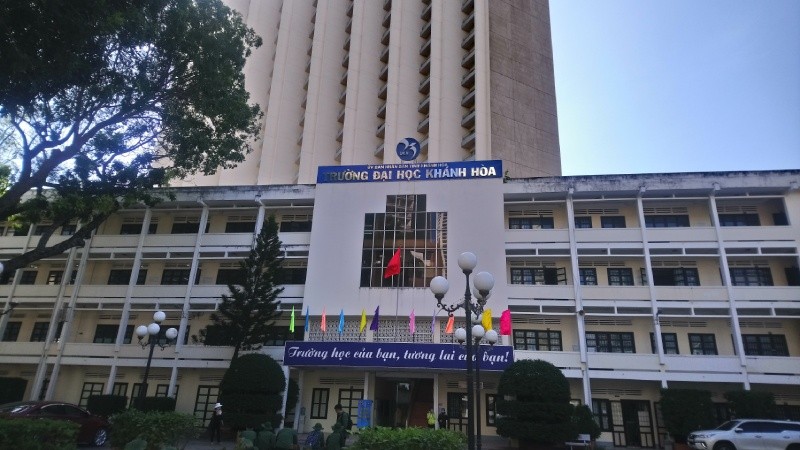 Trường Đại học Khánh Hòa.