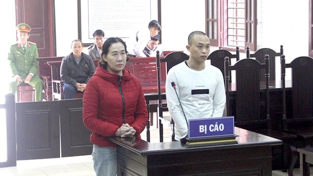 Đặng Nhật Long và Nguyễn Thị Hiền tại tòa