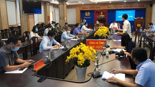 Tỉnh ủy Bình Dương tổ chức cuộc gặp thông tin về vụ việc sáng 9/4. (Hình: dantri.com.vn) 