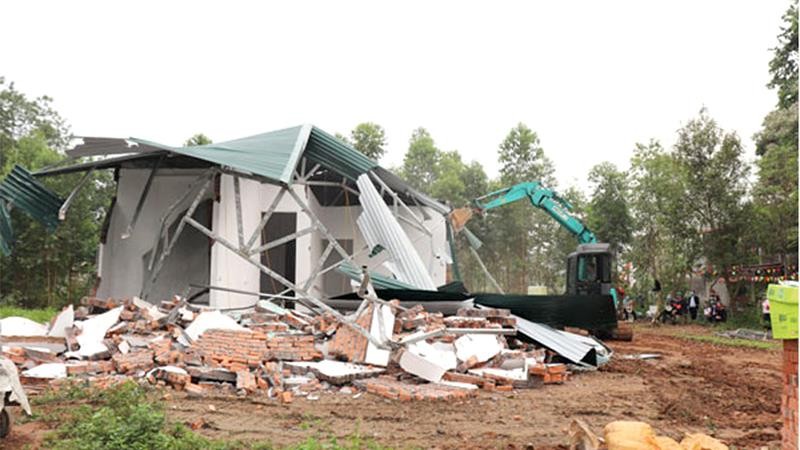 Ngôi nhà bị cưỡng chế phá dỡ mà chưa xác minh rõ ràng