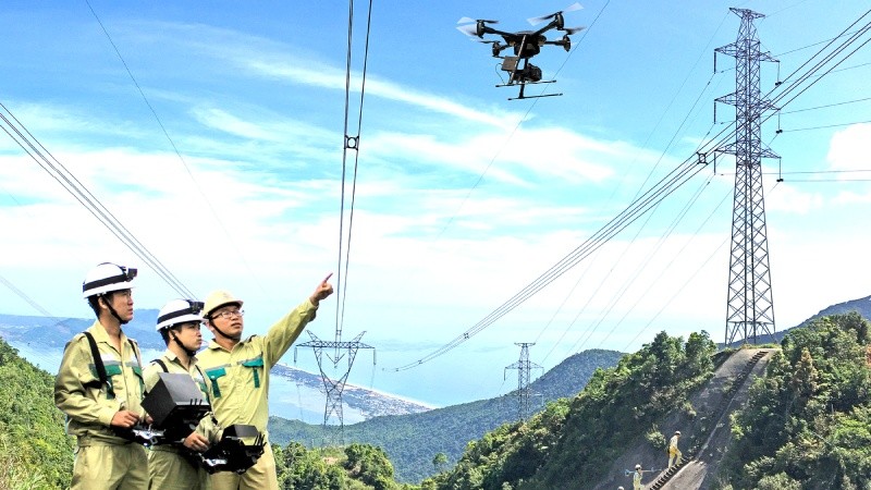 Các Công ty truyền tải điện đã áp dụng các công nghệ mới như sử dụng thiết bị UAV bay giám sát hành lang