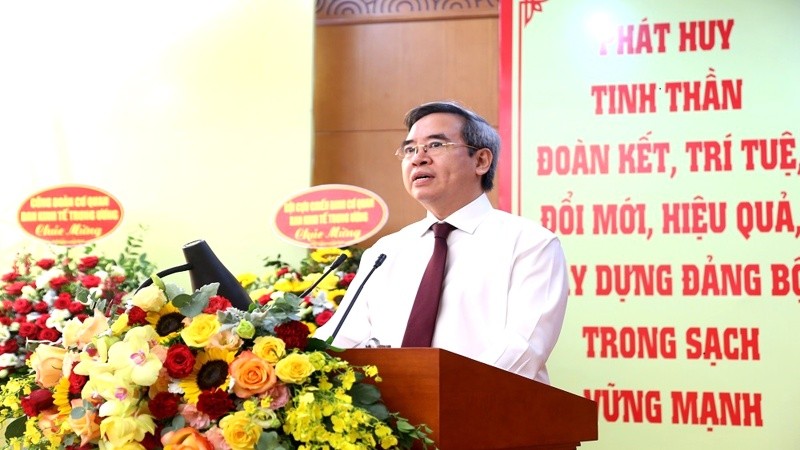 Ủy viên Bộ Chính trị, Bí thư Trung ương Đảng, Trưởng Ban Kinh tế Trung ương Nguyễn Văn Bình phát biểu tại Đại hội