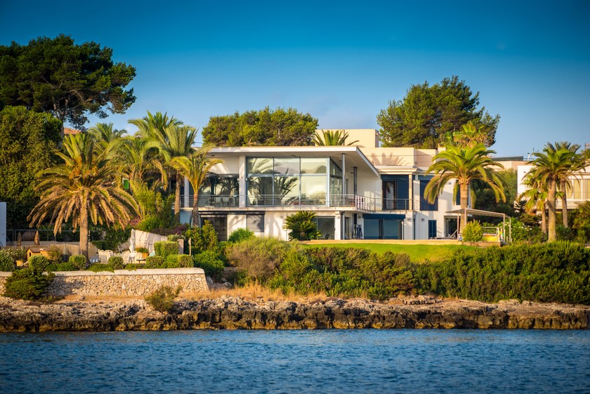 Cuối 2019, giá bất động sản tại các đảo du lịch nổi tiếng của Tây Ban Nha đã vượt ngưỡng 5.400 euro/m2