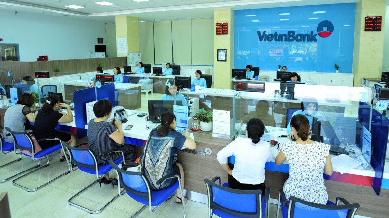 Với những lợi thế sẵn có, VietinBank đã tiên phong, tham gia mạnh mẽ trong việc đồng hành cùng VPCP xây dựng triển khai Cổng DVCQG.