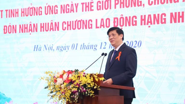 Bộ trưởng Bộ Y tế Nguyễn Thanh Long phát biểu tại Hội nghị