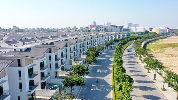 Khu đô thị Dương Nội nằm ngay cạnh Aeon Mall Hà Đông, đây là một lợi rất lớn thu hút khách quan tâm đến dự án.