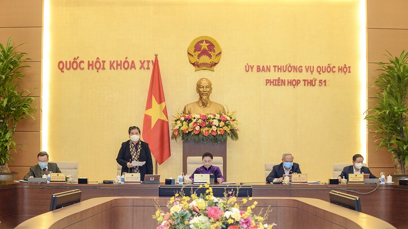 Phó Chủ tịch Thường trực Quốc hội Tòng Thị Phóng phát biểu kết luận tại Phiên thảo luận. (Hình: quochoi.vn)