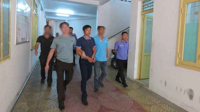 Cơ quan điều tra VKSNDTC bắt một điều tra viên Công an huyện Tuyên Hóa (Quảng Bình) về hành vi làm sai lệch hồ sơ vụ án.