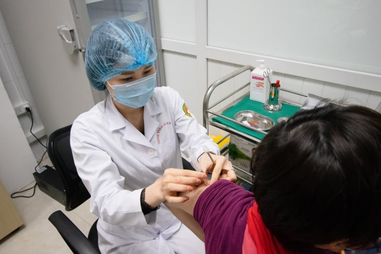 TIN VUI: Hoàn tất thử nghiệm vaccine COVID-19 ‘made in VietNam’ giai đoạn 2