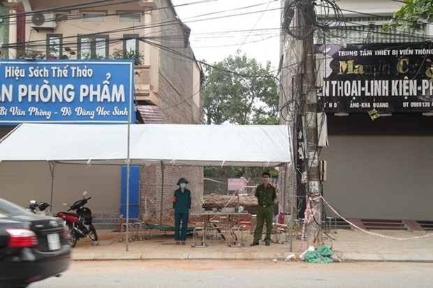 Quả bom được phát hiện trong lúc đào móng tại số nhà 67, đường Tôn Đức Thắng, phường Khai Quang, thành phố Vĩnh Yên. (Nguồn: Báo Lao động)