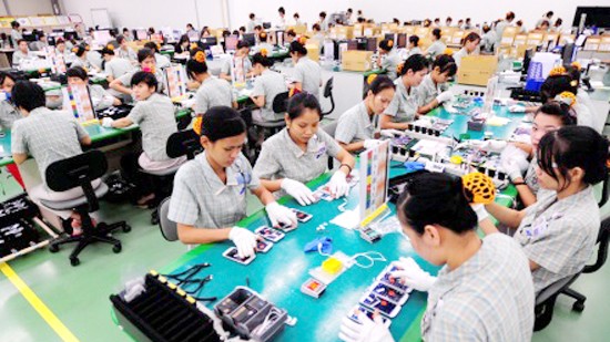Cần có chính sách ưu tiên để nâng cao giá trị của Việt Nam trong xuất khẩu điện thoại. 