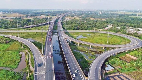 Đồng bằng sông Cửu Long dự kiến được bố trí khoảng 50.690 tỷ đồng để đầu tư các dự án giao thông trọng điểm.