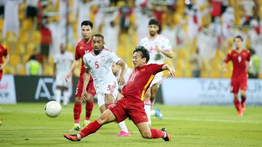 Cầu thủ Minh Vương ghi bàn vào lưới UAE tại vòng loại 2 World Cup 2022 (Ảnh: 24h.com.vn)
