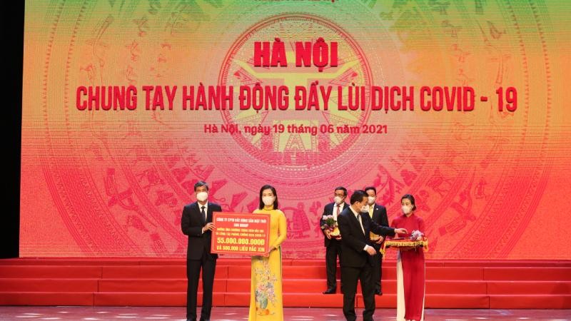Chung tay cùng Hà Nội đẩy lùi COVID-19, Tập đoàn Sun Group ủng hộ 55 tỷ đồng mua vắc-xin