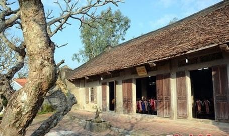 Đình làng xã Quỳnh Đôi 